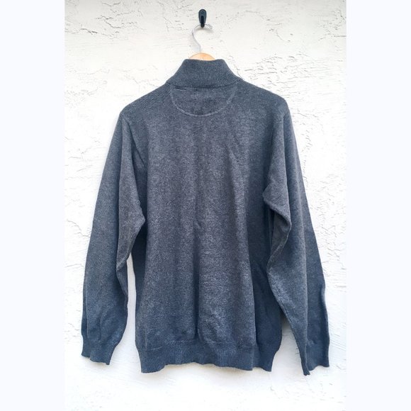 Arrow Men's Quarter-Zip Long Sleeve Sweater in Carbon Heather (M) - Picture 4 of 4